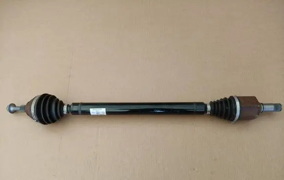 Audi Q3 F3 Front driveshaft 3Q0407272CE