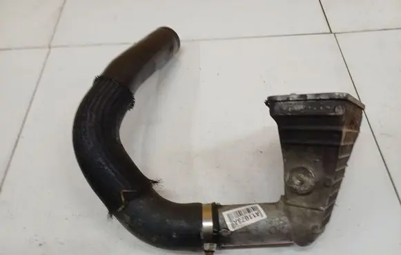 Mazda 3 I Intercooler hose/pipe 