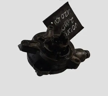 Volvo V70 Vacuum pump 08658230