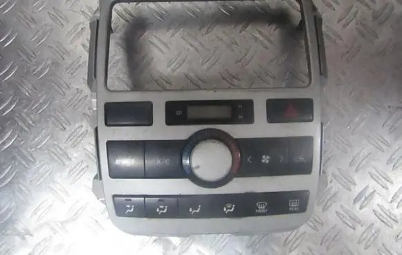 Toyota Avensis Verso Climate control unit 5590044250 55900-44250