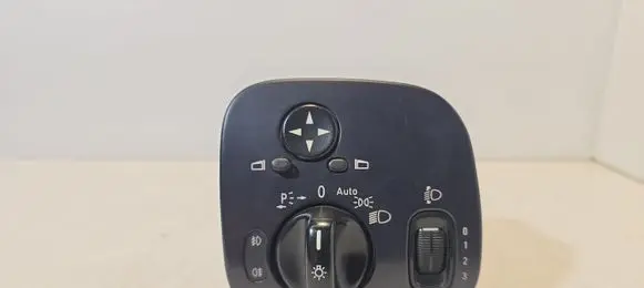 Mercedes-Benz C W203 Light switch A2035450604