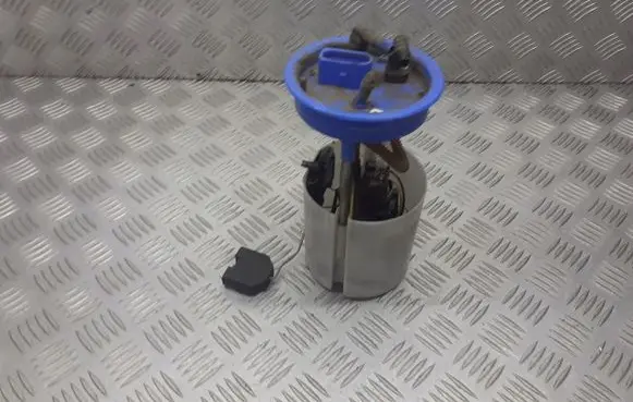 Skoda Roomster (5J) Mechanical fuel pump 