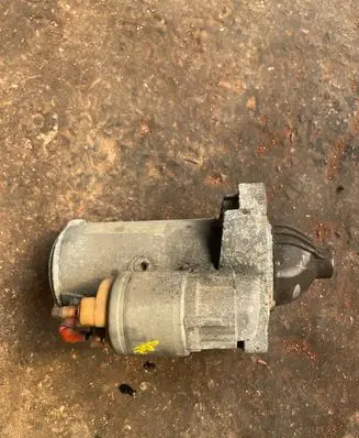 Renault Trafic II (X83) Starter motor 8200628430 00500704 00040