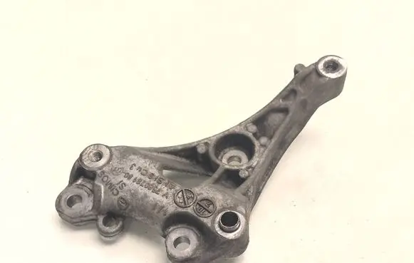 Mini One - Cooper Clubman R55 A/C compressor mount bracket 7580781