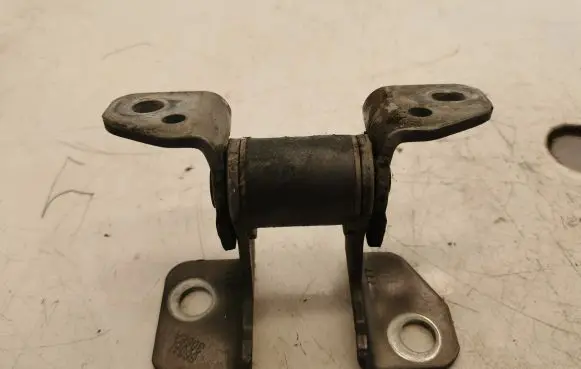 Jeep Grand Cherokee Front door hinge set 665AI