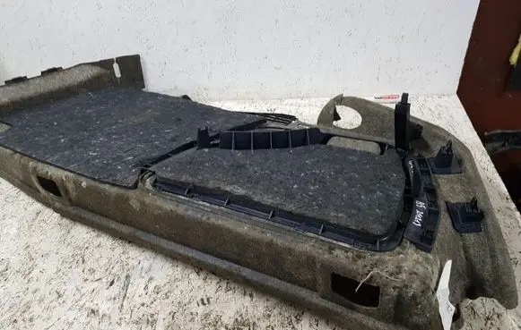 Audi A5 8T 8F Trunk/boot lower side trim panel 8T0863887B