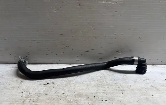 Volvo V60 Engine coolant pipe/hose 32249420
