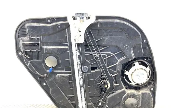 KIA Carens III Rear door window regulator with motor 83480A4050