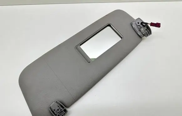 BMW 5 E60 E61 Sun visor 7066649 20041649