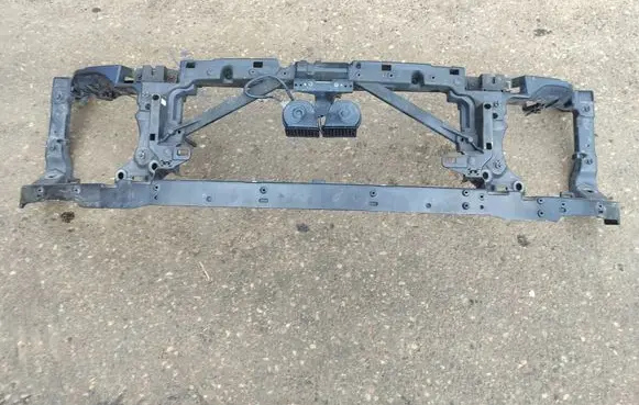 Land Rover Discovery 4 - LR4 Top upper radiator support slam panel AH2219H237AB