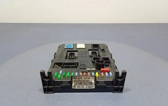 Peugeot 407 Fuse box set 9663510580