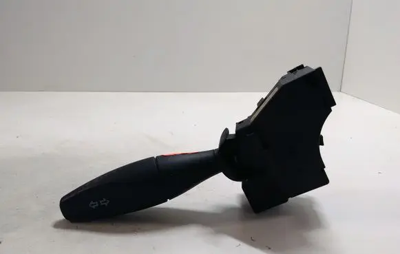 Ford Focus Indicator stalk 98AG13335AE