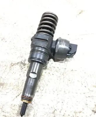 Volkswagen Sharan Fuel injector 038130073AK
