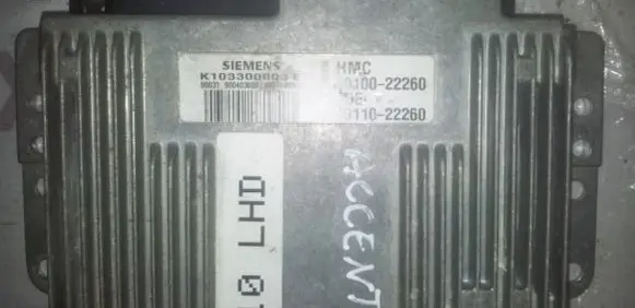 Hyundai Accent Engine control unit/module K103300003E 3910022260
