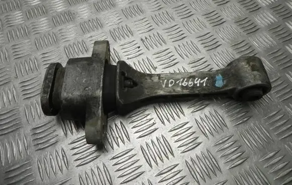 Hyundai i40 Engine mount bracket VD16641