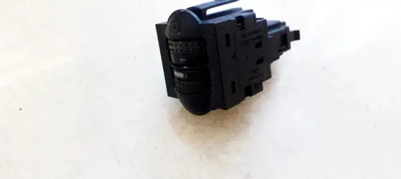 Volkswagen PASSAT B5.5 Headlight level height control switch 3B0941333A