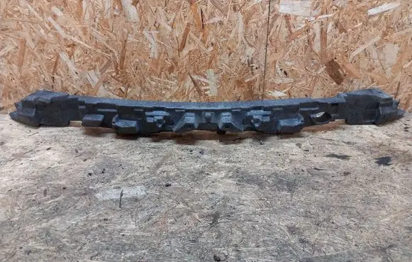 Front bumper foam support bar