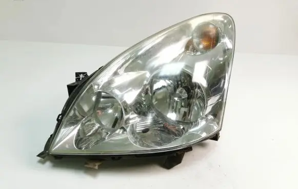 Toyota Corolla Verso AR10 Headlight/headlamp