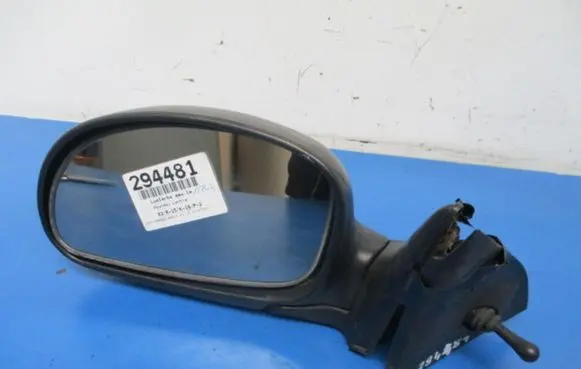 Hyundai Elantra Front door electric wing mirror