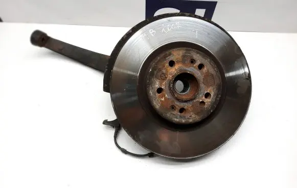 Mercedes-Benz ML W164 Front wheel hub spindle knuckle
