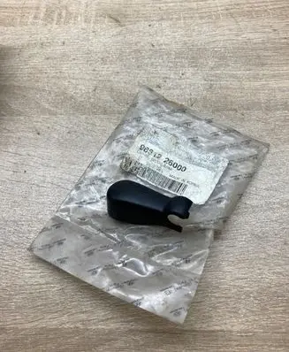 KIA Sorento Rear wiper blade arm 9881226000