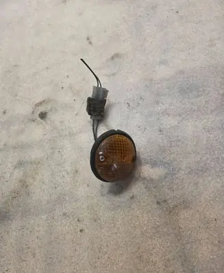 Mitsubishi Pajero Front fender indicator light 