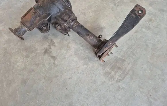 Mitsubishi L200 Front differential MR325056