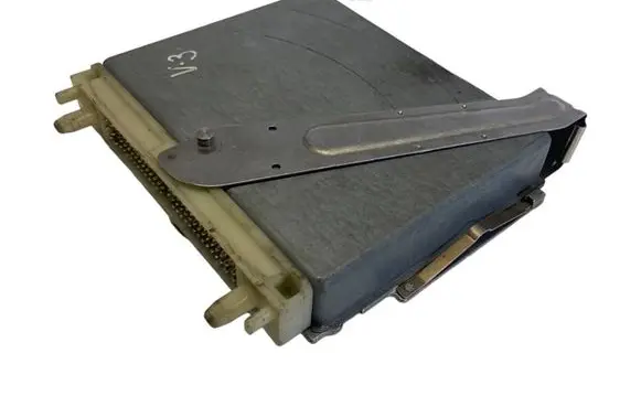 Volvo V70 Engine control unit/module P01270298 1T2853167 T97163426