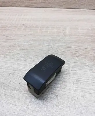 BMW 5 E60 E61 Passenger airbag on/off switch 6977788