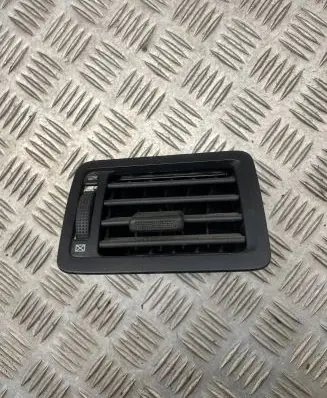 Hyundai Tucson JM Dashboard side air vent grill/cover trim 974802e000