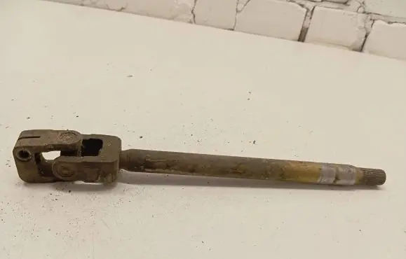 Volkswagen Transporter - Caravelle T4 Steering column universal joint 701419069