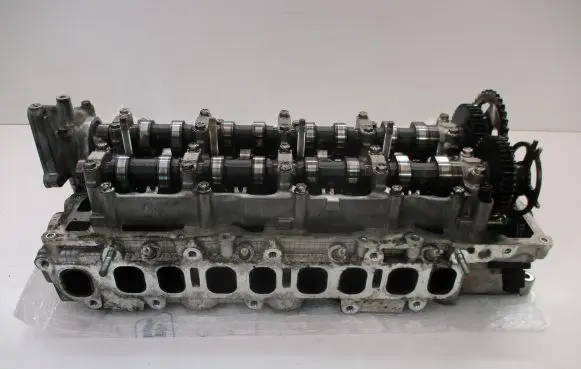 Isuzu D-Max Engine head RZ4E