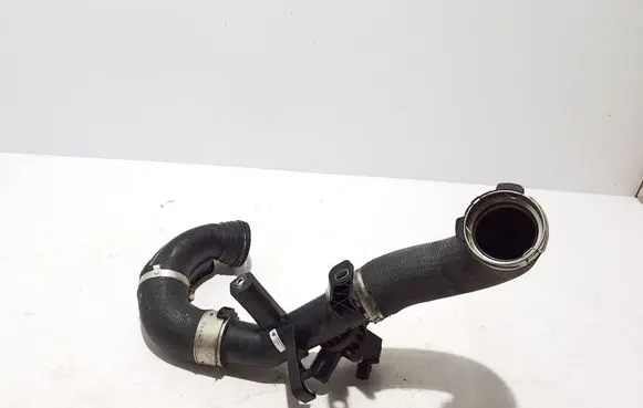 Intercooler hose/pipe