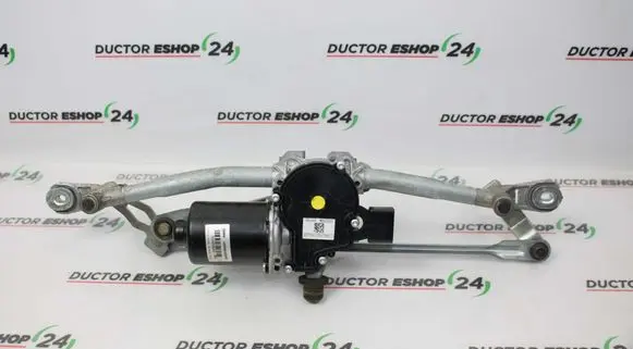 Fiat 500L Front wiper linkage and motor 51883628