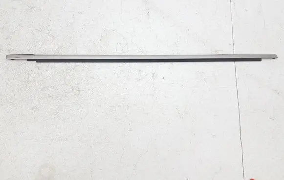 Ford Fusion II Front door glass trim molding DS73F20562 DS73F20562A DS73F25604