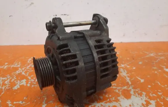 Nissan Pathfinder R50 Generator/alternator LR1110712