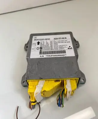 Mercedes-Benz C W204 Airbag control unit/module A2048706826 5WK44004