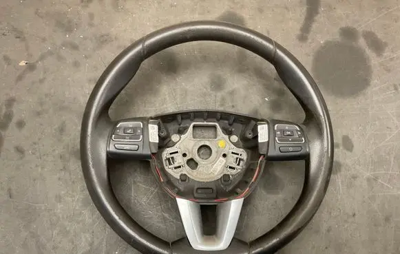 Seat Leon (1P) Steering wheel 5P0419091AS 1P0959538C 1P0959537H