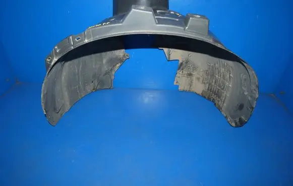 Volvo XC90 Front arch 