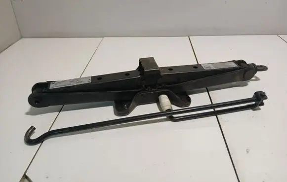 BMW X5 E53 Lift Jack 6754372