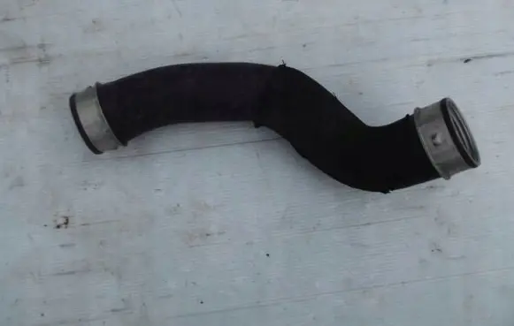 Mercedes-Benz E W211 Intercooler hose/pipe A2115280182