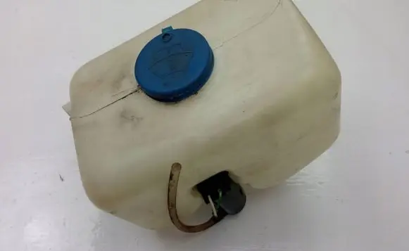 Peugeot 405 Windshield washer fluid reservoir/tank 3841-66113-00