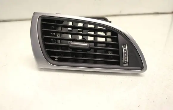 Audi A6 C7 Dashboard side air vent grill/cover trim 4G2820901