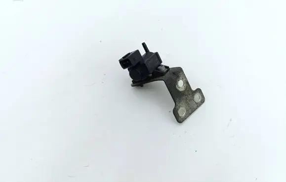 Maserati Ghibli Turbo solenoid valve 670002843 72828610