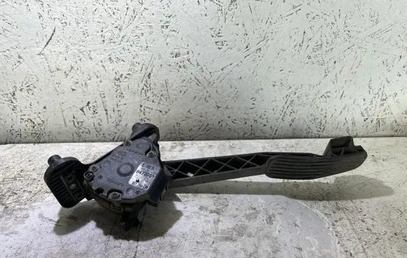 Volvo S80 Accelerator throttle pedal 9472051 00776908