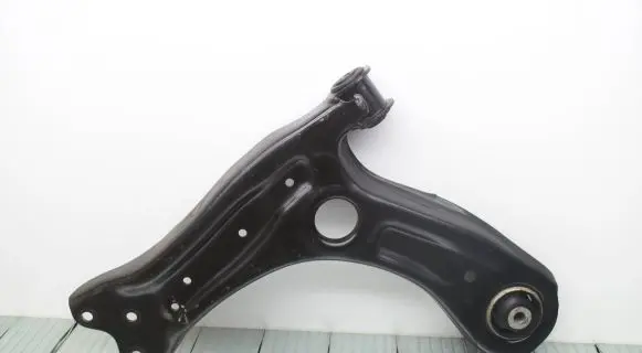 Skoda Rapid (NH) Front lower control arm/wishbone 6R0407151F