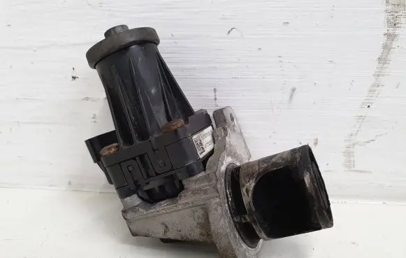 Renault Kangoo II EGR valve 147105308R H8200129863