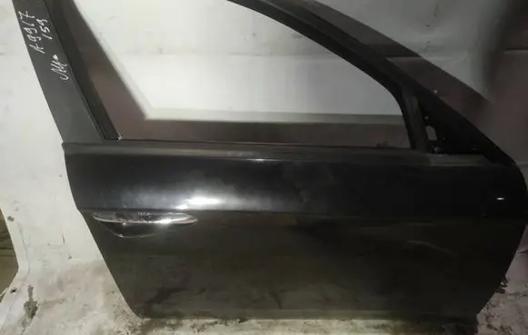Alfa Romeo 159 Front door juodos