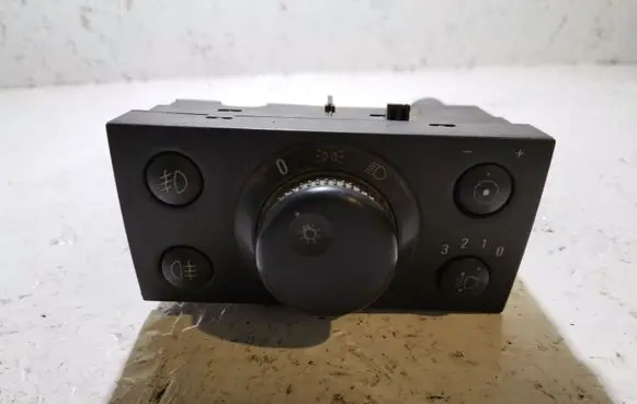 Opel Zafira B Light switch 13230789