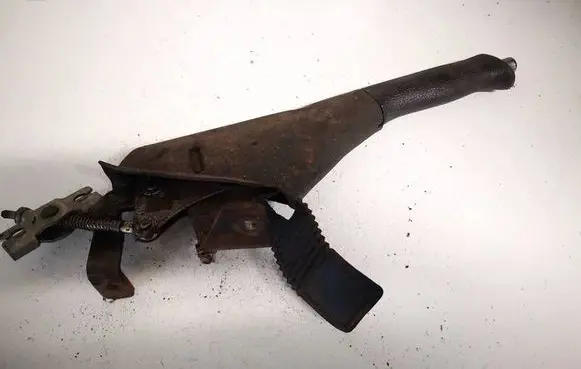 Handbrake/parking brake lever assembly